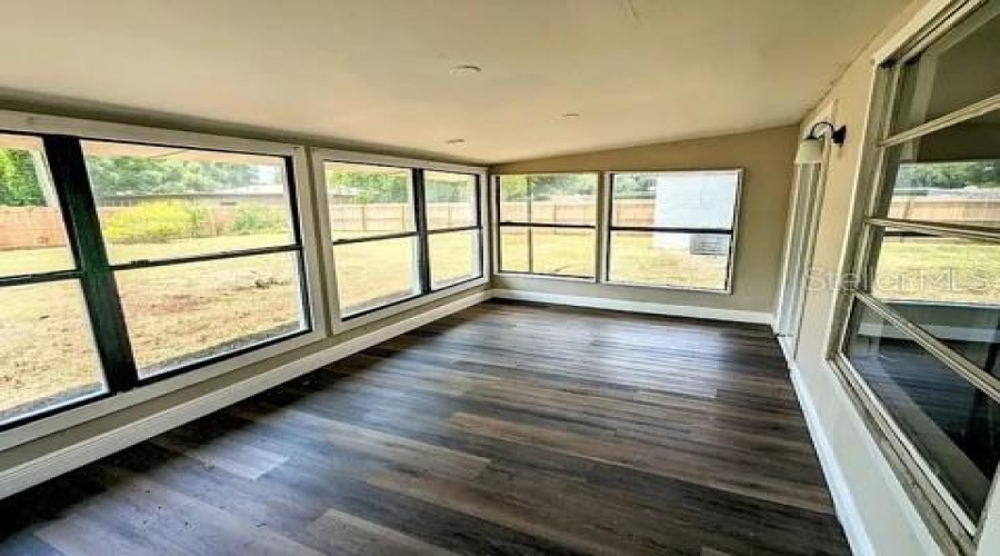 Lakeland, Florida 33801, 4 Bedroom Bedrooms, ,2 Bathroombathrooms,Residential,For Sale,Coral,0,Mfrs5154810