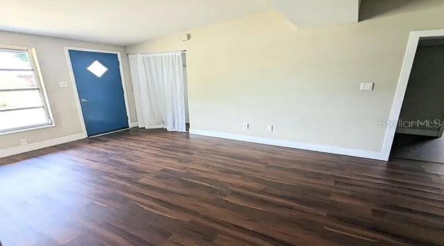 Lakeland, Florida 33801, 4 Bedroom Bedrooms, ,2 Bathroombathrooms,Residential,For Sale,Coral,0,Mfrs5154810