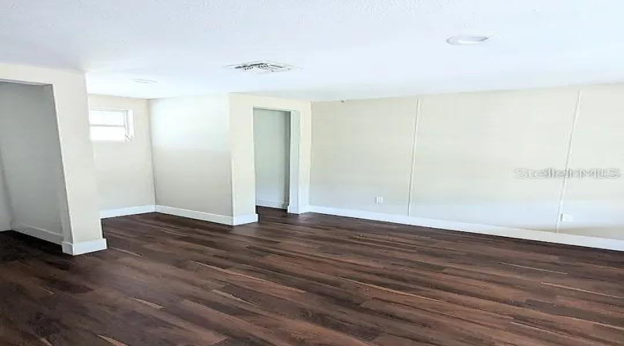 Lakeland, Florida 33801, 4 Bedroom Bedrooms, ,2 Bathroombathrooms,Residential,For Sale,Coral,0,Mfrs5154810