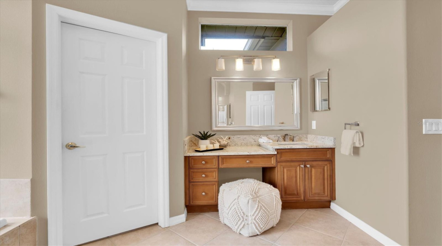 Palm Harbor, Florida 34685, 4 Bedroom Bedrooms, ,3 Bathroombathrooms,Residential,For Sale,Cove,0,Mfrtb8525161