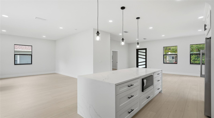 Tampa, Florida 33604, 4 Bedroom Bedrooms, ,2 Bathroombathrooms,Residential,For Sale,10Th,0,Mfrtb8528343