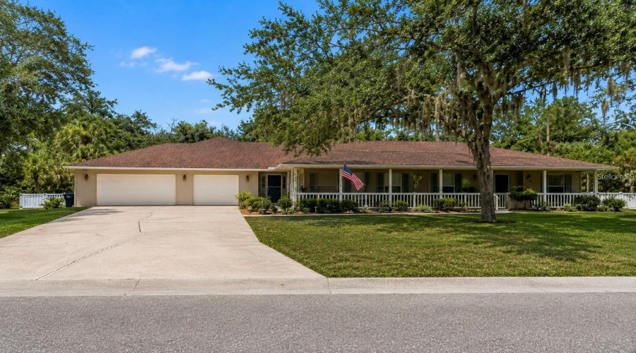 Bradenton, Florida 34212, 4 Bedroom Bedrooms, ,3 Bathroombathrooms,Residential,For Sale,Woodview,0,Mfra4704232