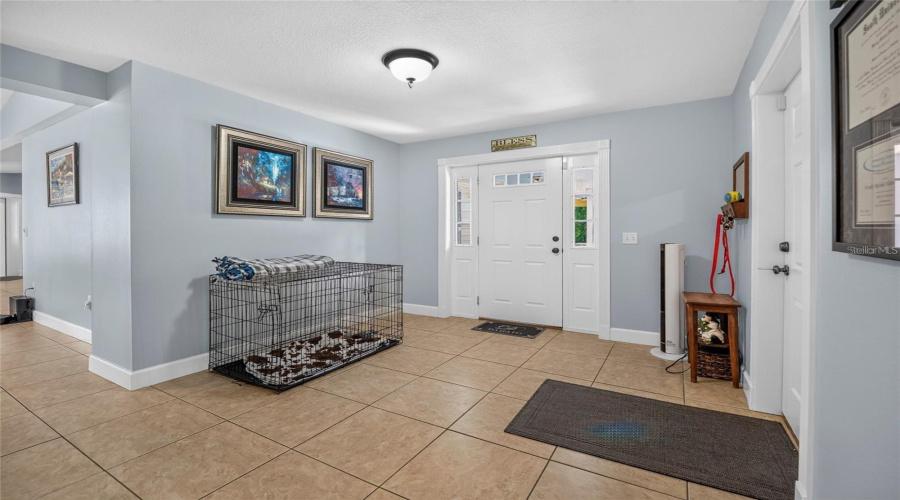 Bradenton, Florida 34212, 4 Bedroom Bedrooms, ,3 Bathroombathrooms,Residential,For Sale,Woodview,0,Mfra4704232
