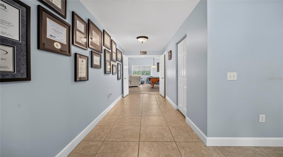 Bradenton, Florida 34212, 4 Bedroom Bedrooms, ,3 Bathroombathrooms,Residential,For Sale,Woodview,0,Mfra4704232