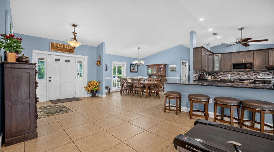 Bradenton, Florida 34212, 4 Bedroom Bedrooms, ,3 Bathroombathrooms,Residential,For Sale,Woodview,0,Mfra4704232