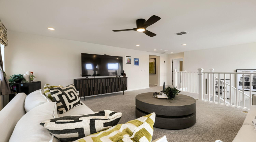 Lake Alfred, Florida 33850, 4 Bedroom Bedrooms, ,3 Bathroombathrooms,Residential,For Sale,Griffon,0,Mfrtb8516459