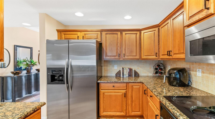 Kitchen With Granite Counter Tops