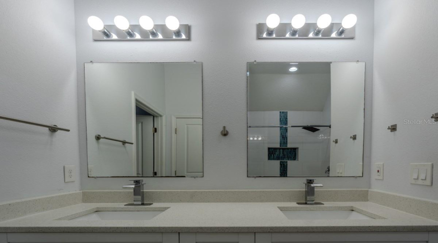 Tampa, Florida 33617, 5 Bedroom Bedrooms, ,3 Bathroombathrooms,Residential,For Sale,Chilkoot,0,Mfra4704231