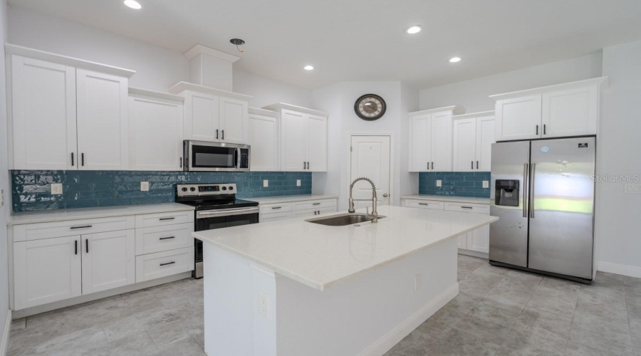 Tampa, Florida 33617, 5 Bedroom Bedrooms, ,3 Bathroombathrooms,Residential,For Sale,Chilkoot,0,Mfra4704231