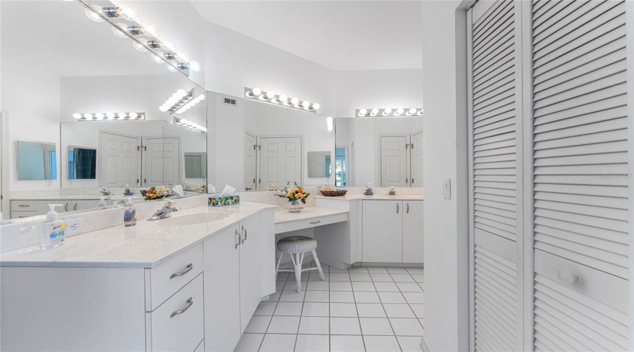 Port Charlotte, Florida 33953, 2 Bedroom Bedrooms, ,2 Bathroombathrooms,Residential,For Sale,Willow Glen,0,Mfrd6148528