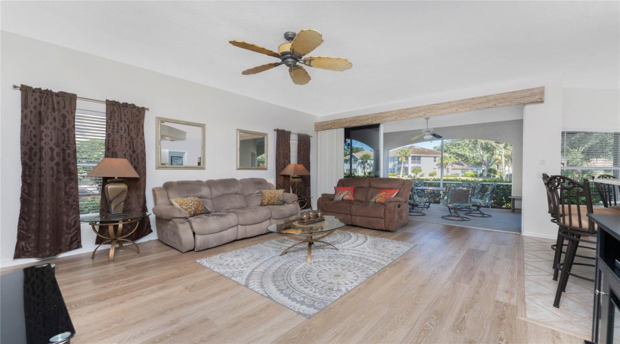 Port Charlotte, Florida 33953, 2 Bedroom Bedrooms, ,2 Bathroombathrooms,Residential,For Sale,Willow Glen,0,Mfrd6148528
