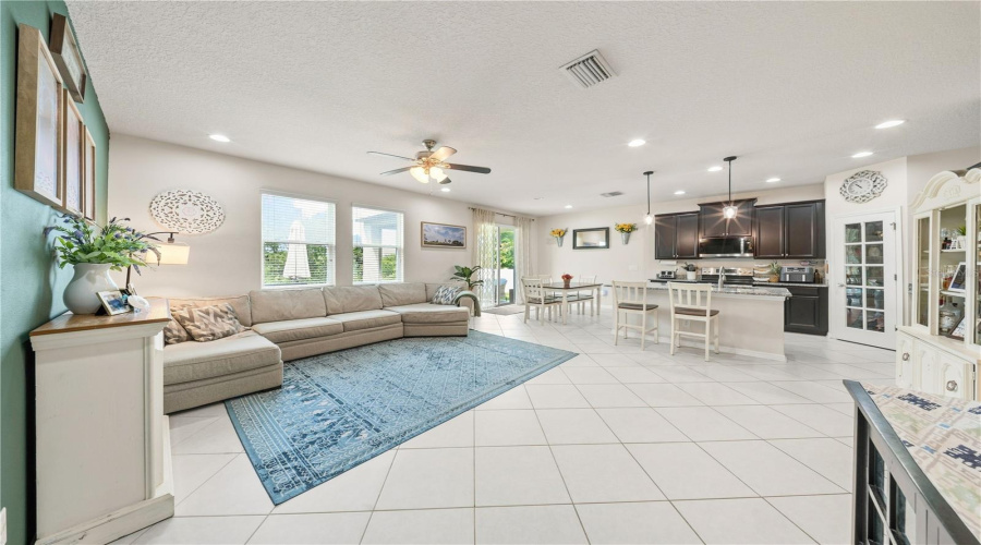 Holiday, Florida 34691, 3 Bedroom Bedrooms, ,2 Bathroombathrooms,Residential,For Sale,Mela,0,Mfrtb8542232