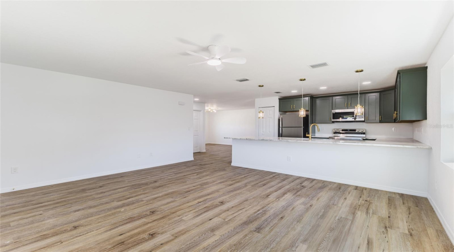 Englewood, Florida 34224, 3 Bedroom Bedrooms, ,2 Bathroombathrooms,Residential,For Sale,Spinnaker,0,Mfra4684449