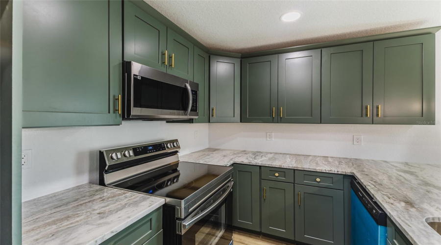 Englewood, Florida 34224, 3 Bedroom Bedrooms, ,2 Bathroombathrooms,Residential,For Sale,Spinnaker,0,Mfra4684449
