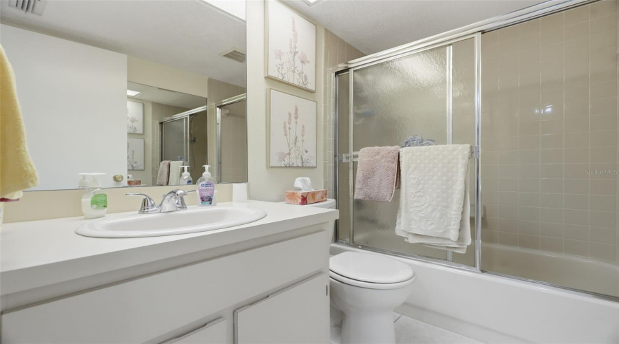 Holiday, Florida 34691, 2 Bedroom Bedrooms, ,2 Bathroombathrooms,Residential,For Sale,Sailmaker,0,Mfrtb8542704