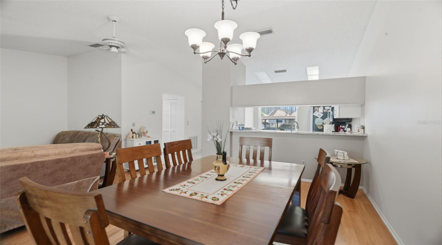 Holiday, Florida 34691, 2 Bedroom Bedrooms, ,2 Bathroombathrooms,Residential,For Sale,Sailmaker,0,Mfrtb8542704