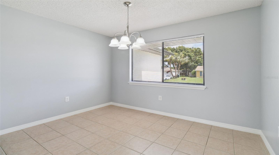 Palm Bay, Florida 32907, 3 Bedroom Bedrooms, ,2 Bathroombathrooms,Residential,For Sale,Forest,0,Mfro6422359