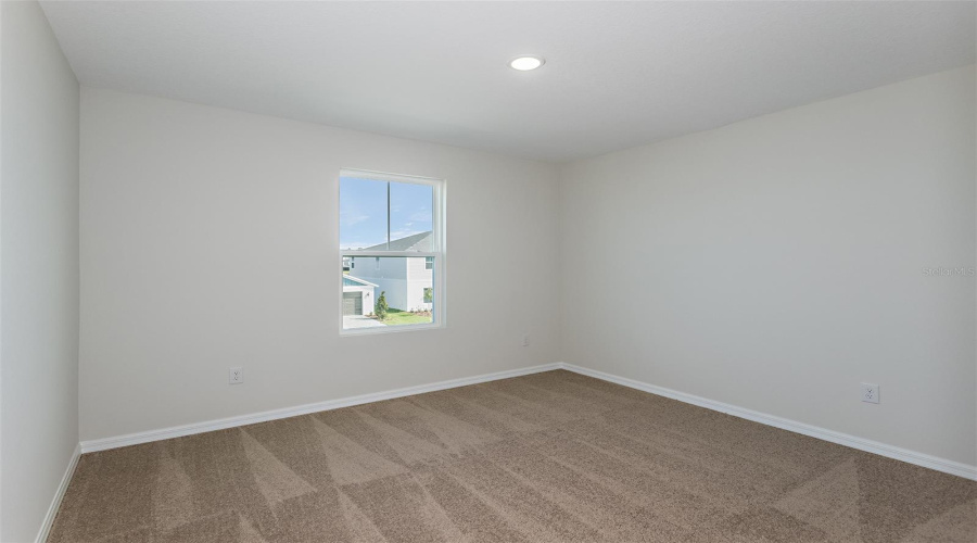 Zephyrhills, Florida 33541, 5 Bedroom Bedrooms, ,3 Bathroombathrooms,Residential,For Sale,Thornhedge,0,Mfrtb8543046