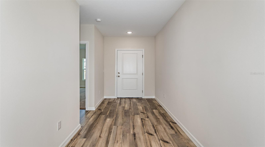 Zephyrhills, Florida 33541, 5 Bedroom Bedrooms, ,3 Bathroombathrooms,Residential,For Sale,Thornhedge,0,Mfrtb8543046