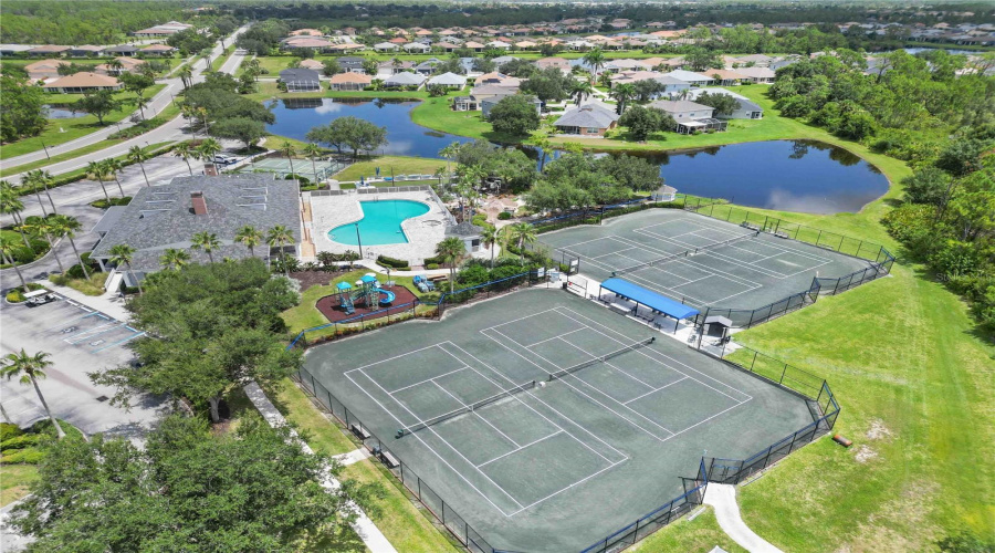 Community Pool And Clubhouse