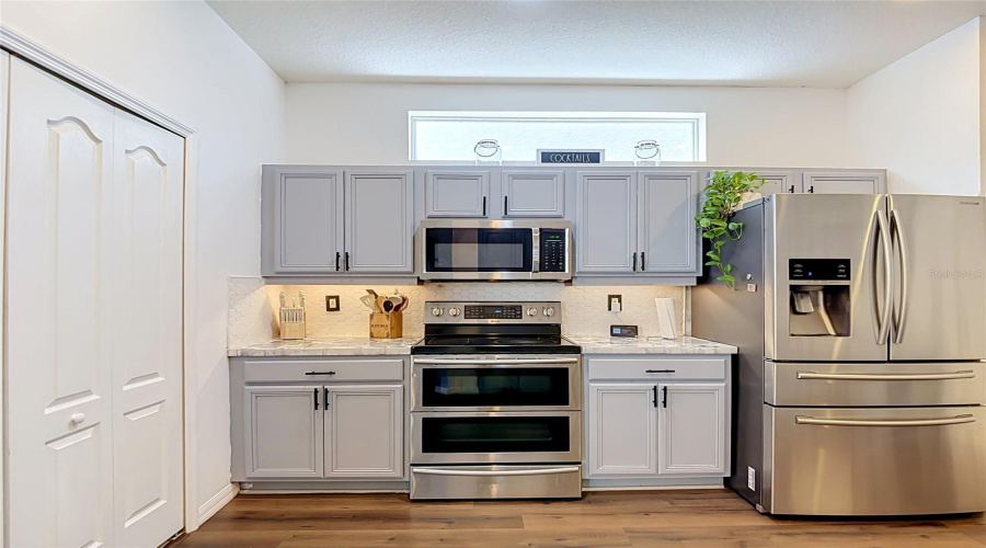 Lutz, Florida 33558, 3 Bedroom Bedrooms, ,2 Bathroombathrooms,Residential,For Sale,Bridgeway,0,Mfrtb8541249