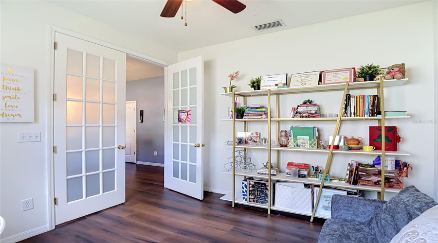Lutz, Florida 33558, 3 Bedroom Bedrooms, ,2 Bathroombathrooms,Residential,For Sale,Bridgeway,0,Mfrtb8541249
