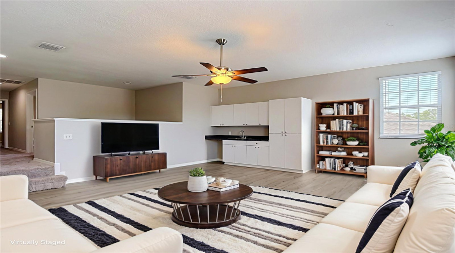 Large Bonus Room