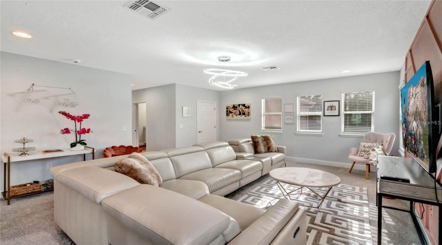 Winter Garden, Florida 34787, 5 Bedroom Bedrooms, ,3 Bathroombathrooms,Residential,For Sale,Bolero,0,Mfro6431472