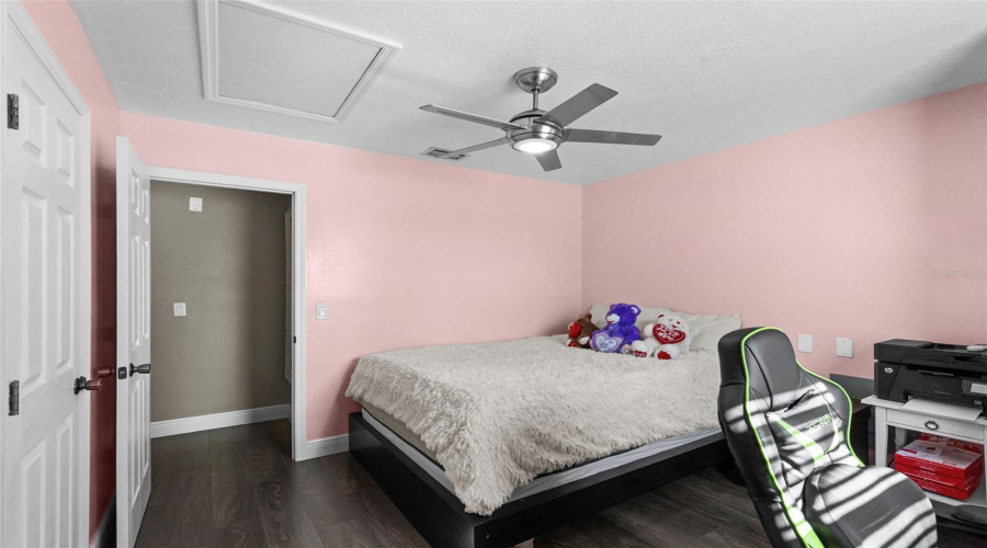 Tampa, Florida 33625, 5 Bedroom Bedrooms, ,5 Bathroombathrooms,Residential,For Sale,Pentail,0,Mfrtb8541603