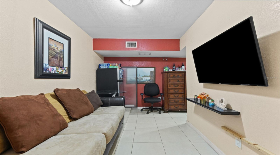 Second Efficient Living Room