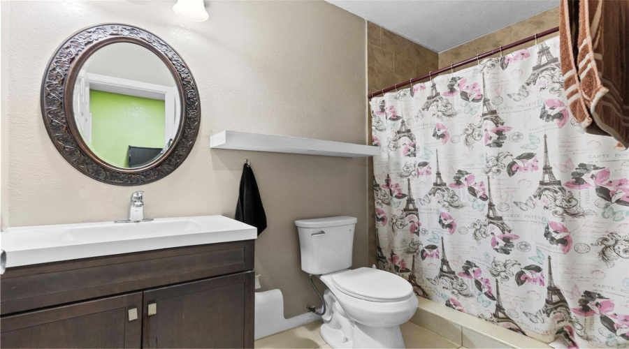 Second Efficient Bathroom