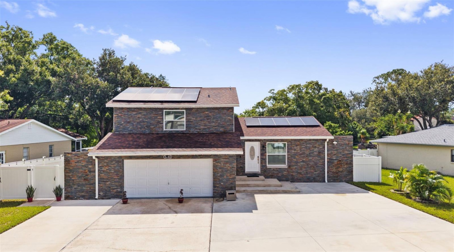 Tampa, Florida 33625, 5 Bedroom Bedrooms, ,5 Bathroombathrooms,Residential,For Sale,Pentail,0,Mfrtb8541603
