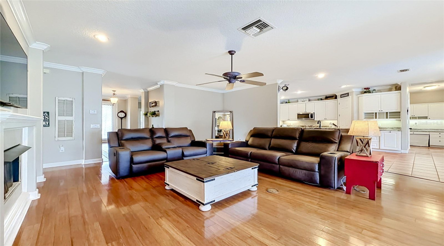 Eustis, Florida 32736, 4 Bedroom Bedrooms, ,3 Bathroombathrooms,Residential,For Sale,Spring Oak,0,Mfrg5113555
