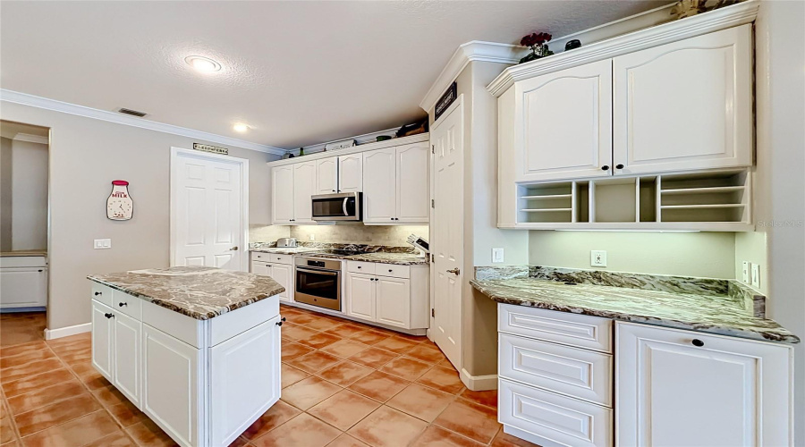 Eustis, Florida 32736, 4 Bedroom Bedrooms, ,3 Bathroombathrooms,Residential,For Sale,Spring Oak,0,Mfrg5113555