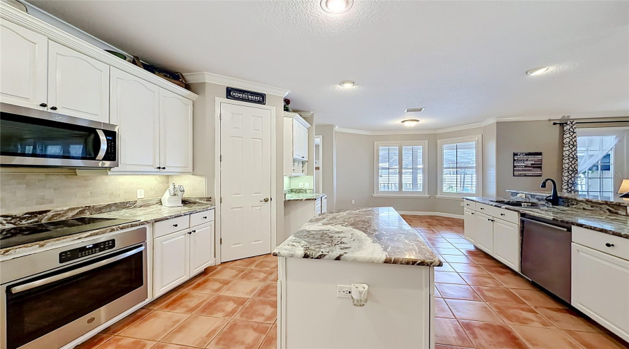 Eustis, Florida 32736, 4 Bedroom Bedrooms, ,3 Bathroombathrooms,Residential,For Sale,Spring Oak,0,Mfrg5113555