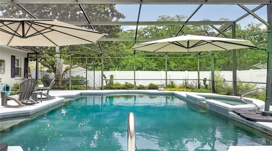 Eustis, Florida 32736, 4 Bedroom Bedrooms, ,3 Bathroombathrooms,Residential,For Sale,Spring Oak,0,Mfrg5113555