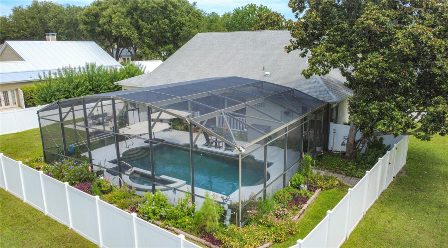 Eustis, Florida 32736, 4 Bedroom Bedrooms, ,3 Bathroombathrooms,Residential,For Sale,Spring Oak,0,Mfrg5113555