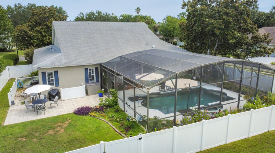 Eustis, Florida 32736, 4 Bedroom Bedrooms, ,3 Bathroombathrooms,Residential,For Sale,Spring Oak,0,Mfrg5113555