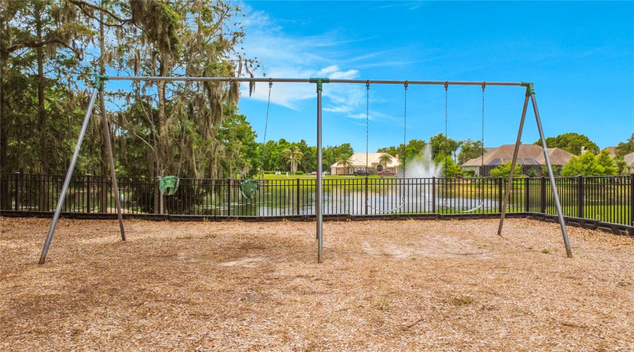 Eustis, Florida 32736, 4 Bedroom Bedrooms, ,3 Bathroombathrooms,Residential,For Sale,Spring Oak,0,Mfrg5113555
