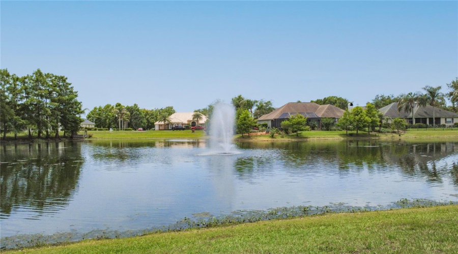 Eustis, Florida 32736, 4 Bedroom Bedrooms, ,3 Bathroombathrooms,Residential,For Sale,Spring Oak,0,Mfrg5113555