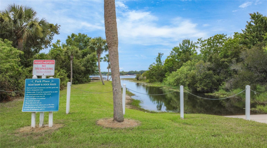 Eustis, Florida 32736, 4 Bedroom Bedrooms, ,3 Bathroombathrooms,Residential,For Sale,Spring Oak,0,Mfrg5113555
