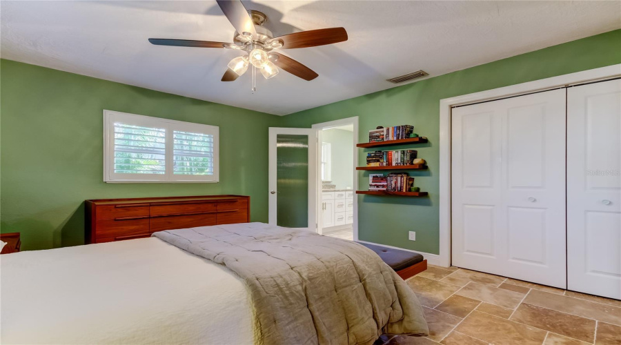 St Petersburg, Florida 33703, 3 Bedroom Bedrooms, ,2 Bathroombathrooms,Residential,For Sale,14Th,0,Mfrtb8510742