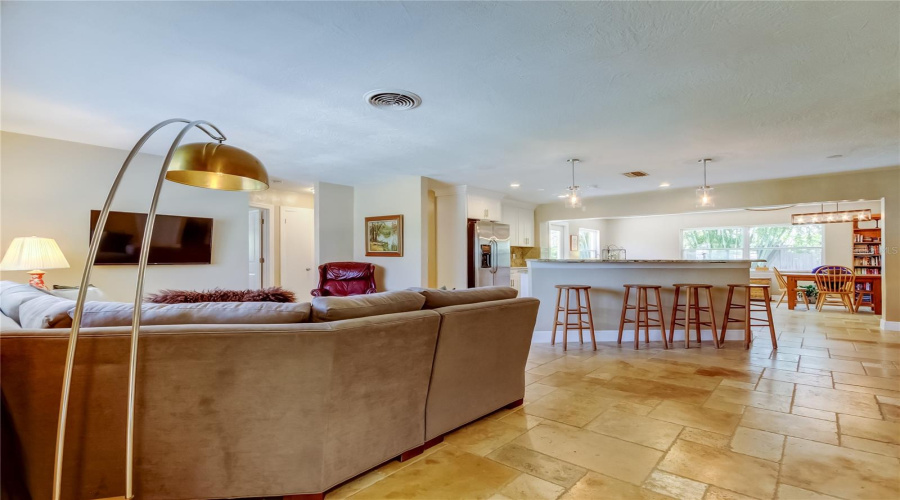St Petersburg, Florida 33703, 3 Bedroom Bedrooms, ,2 Bathroombathrooms,Residential,For Sale,14Th,0,Mfrtb8510742