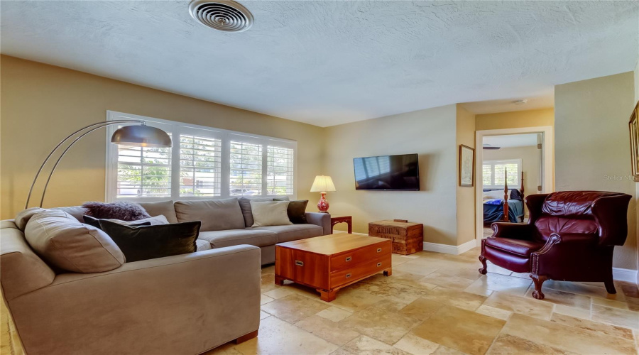 St Petersburg, Florida 33703, 3 Bedroom Bedrooms, ,2 Bathroombathrooms,Residential,For Sale,14Th,0,Mfrtb8510742