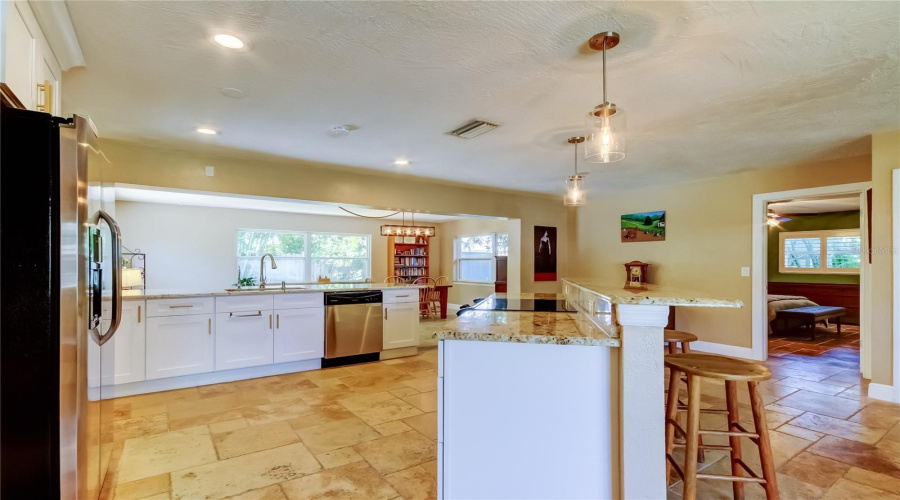 St Petersburg, Florida 33703, 3 Bedroom Bedrooms, ,2 Bathroombathrooms,Residential,For Sale,14Th,0,Mfrtb8510742