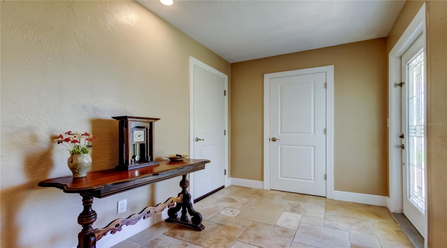 St Petersburg, Florida 33703, 3 Bedroom Bedrooms, ,2 Bathroombathrooms,Residential,For Sale,14Th,0,Mfrtb8510742