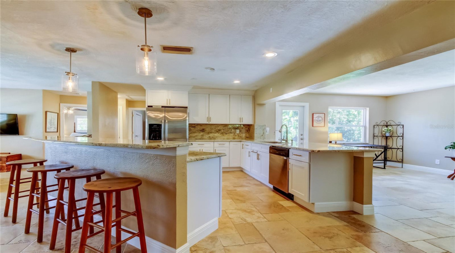 St Petersburg, Florida 33703, 3 Bedroom Bedrooms, ,2 Bathroombathrooms,Residential,For Sale,14Th,0,Mfrtb8510742
