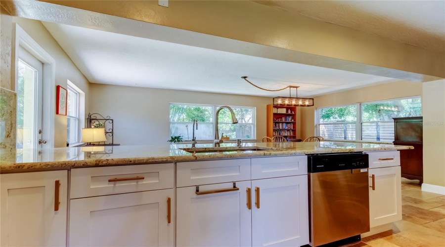 St Petersburg, Florida 33703, 3 Bedroom Bedrooms, ,2 Bathroombathrooms,Residential,For Sale,14Th,0,Mfrtb8510742