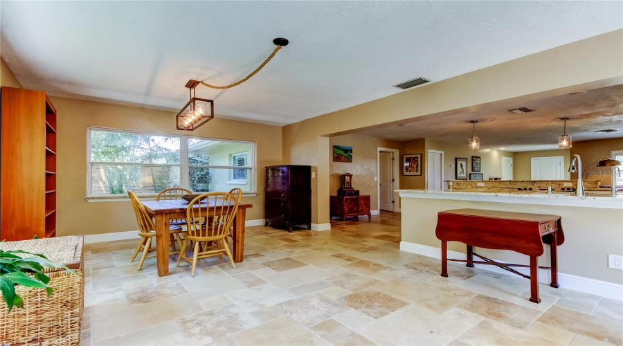 St Petersburg, Florida 33703, 3 Bedroom Bedrooms, ,2 Bathroombathrooms,Residential,For Sale,14Th,0,Mfrtb8510742