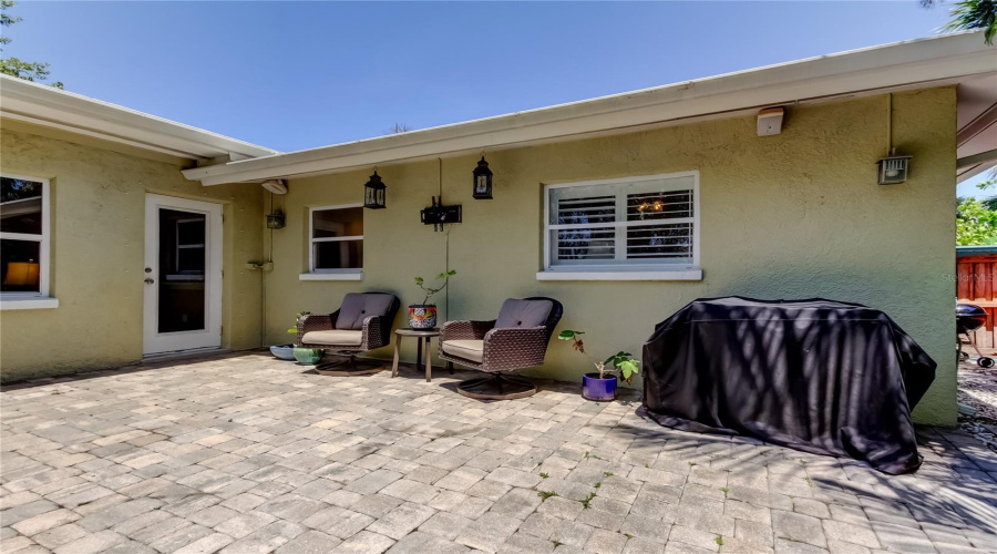 St Petersburg, Florida 33703, 3 Bedroom Bedrooms, ,2 Bathroombathrooms,Residential,For Sale,14Th,0,Mfrtb8510742